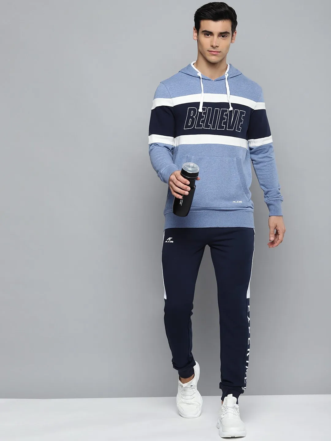 Alcis Men Blue Colourblocked Hooded Sweatshirt