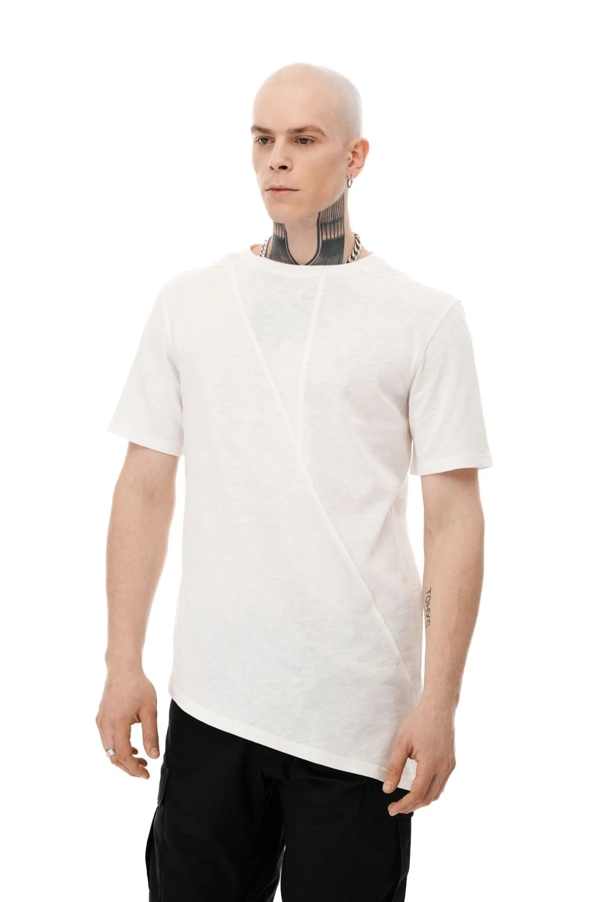 Asymmetric t-shirt