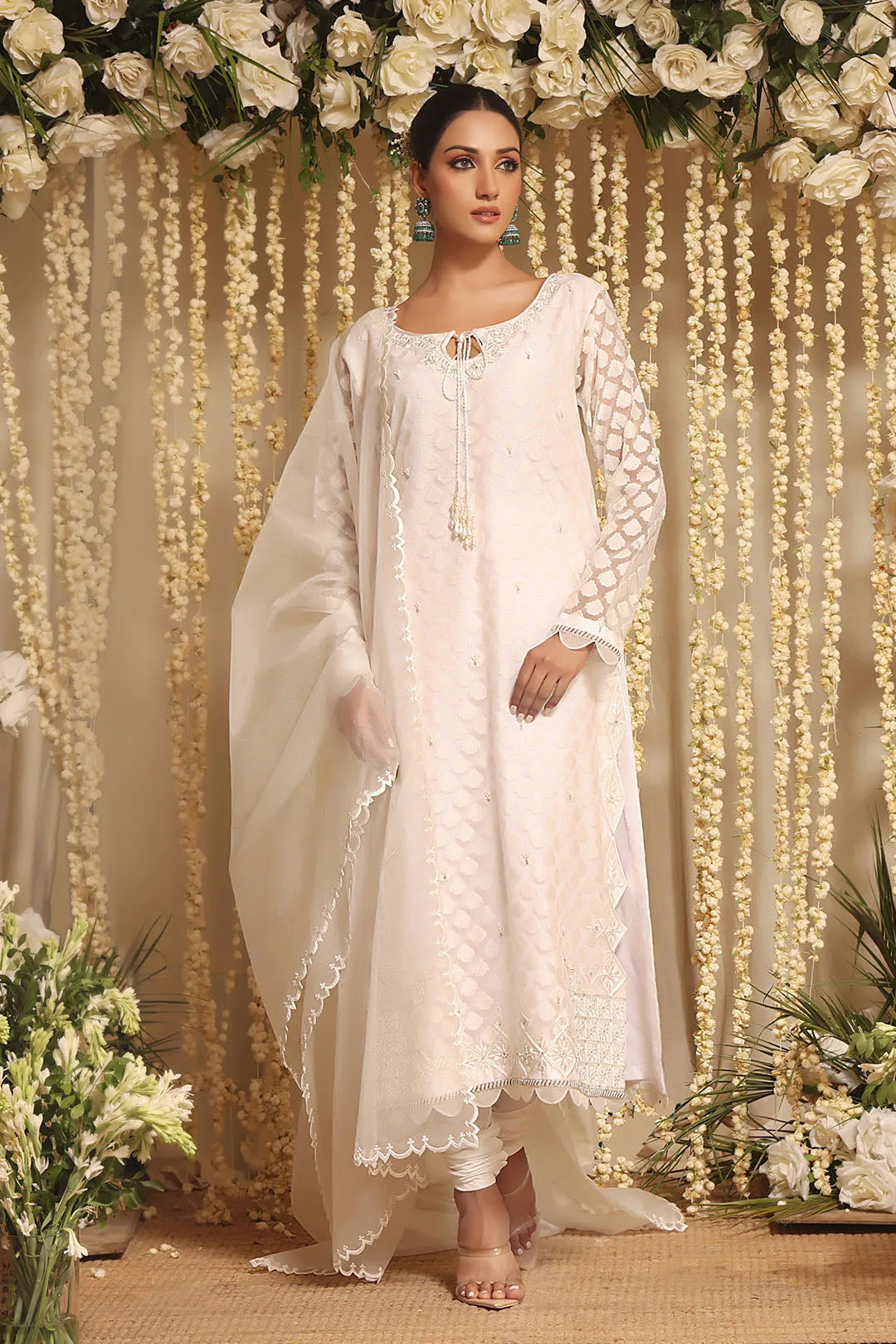 Embroidered Jacquard 3pc Suit | NIKHAAR | S202286