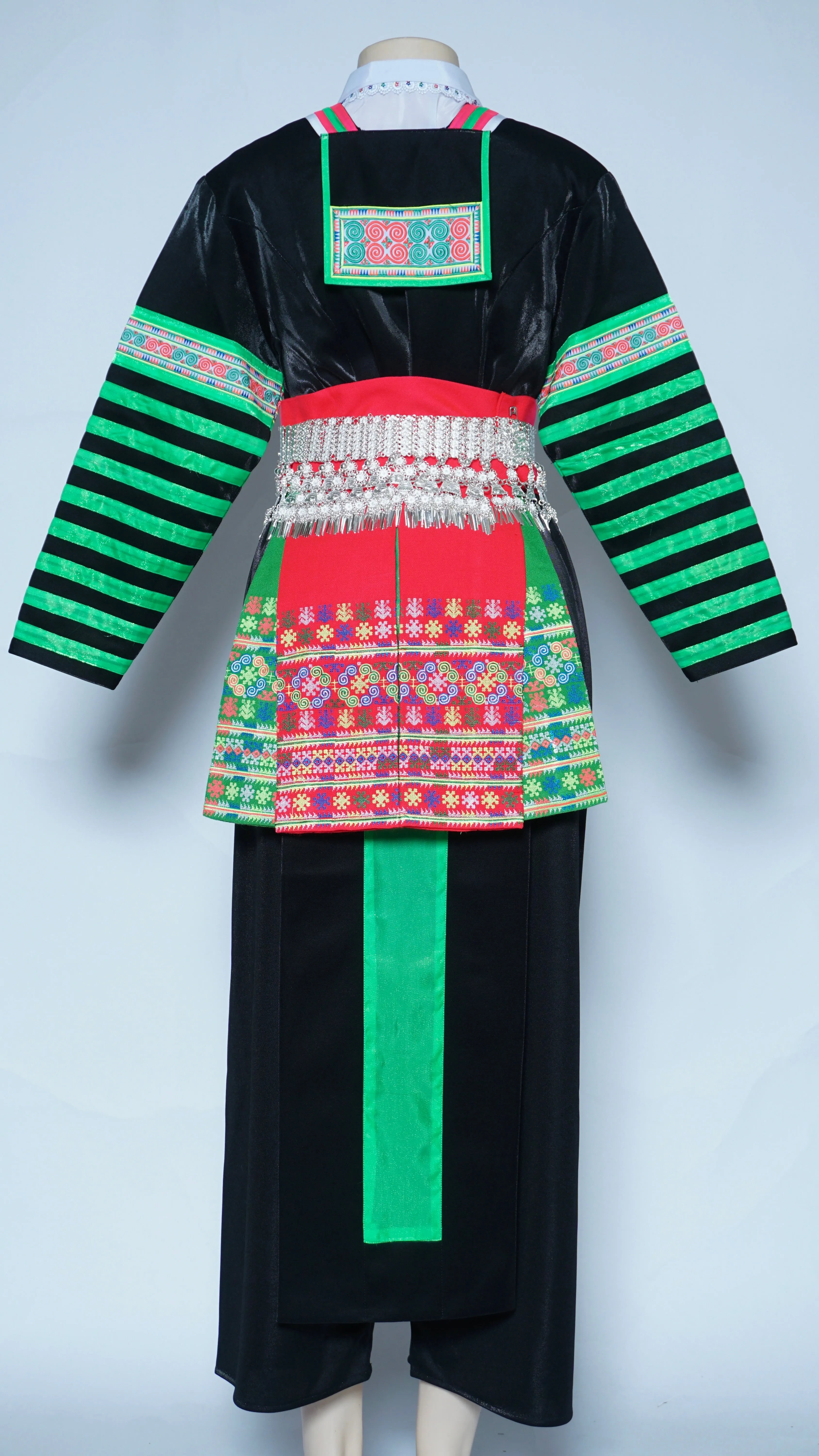 Hmong Txaij Green Trim (44")