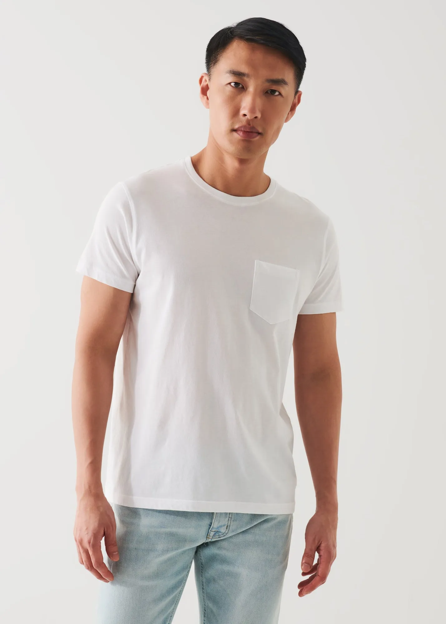 LIGHTWEIGHT PIMA COTTON POCKET T-SHIRT