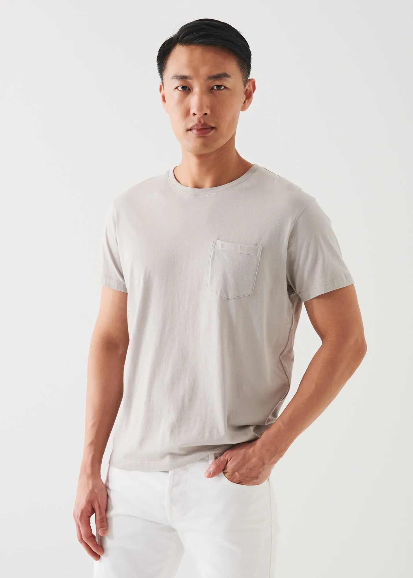 LIGHTWEIGHT PIMA COTTON POCKET T-SHIRT